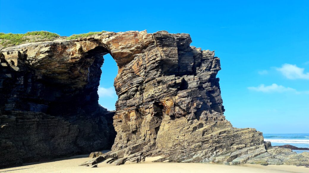 Playa de las Catedrales – Siódmy cud natury w Hiszpanii